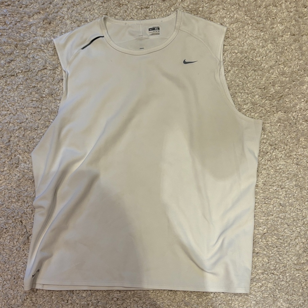 Nike Men's Light Gray Tank Top
